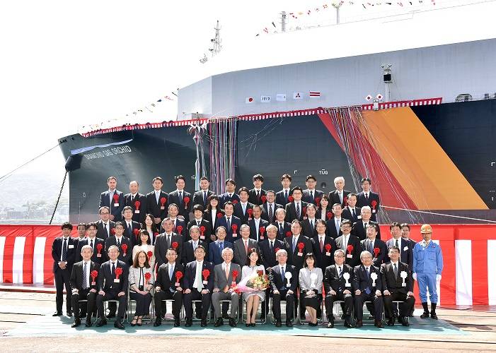 The newly built LNG carrier Diamond Gas Orchid was officially named during a ceremony on April 18 (Photo: NYK)