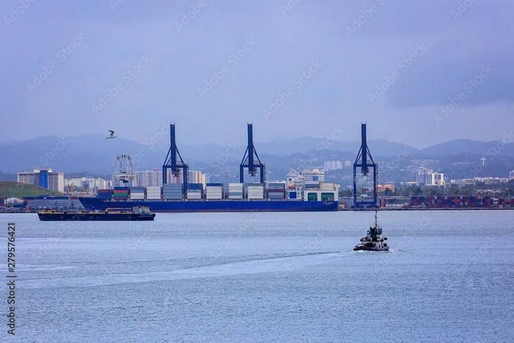 The San Juan, Puerto Rico Shipping channel - gateway to closer offshoring (c) FourDogs Photography / Adobestock