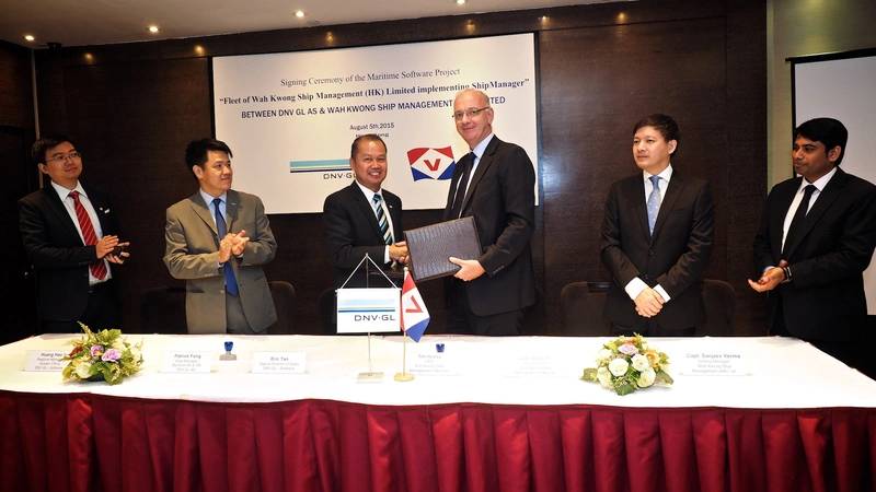 The signing ceremony. (DNV GL)