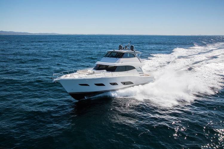 The strongest version of the twin engine system for the 68 Sports Motor Yacht produces 3,800 hp (2,794 kW). (© Riviera)