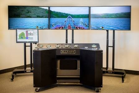 U.S. Treasury Secretary Jack Lew operated Ellicott's cutterhead dredge simulator (Photo courtesy of Ellicott Dredges)