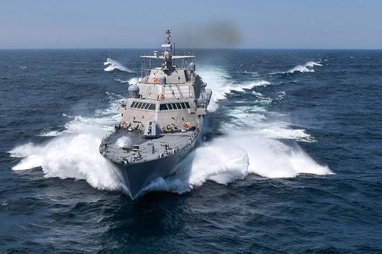 USS Detroit (LCS 7) conducts acceptance trials. (U.S. Navy photo courtesy of Lockheed Martin-Michael Rote)