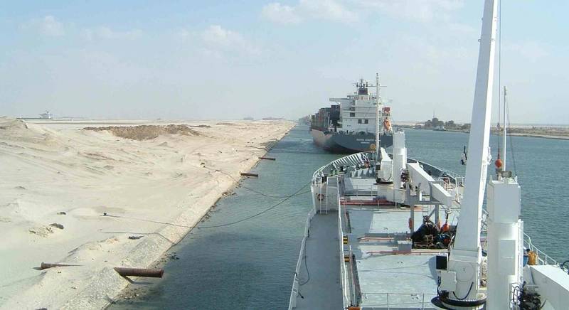 Suez Canal passing place: Photo credit