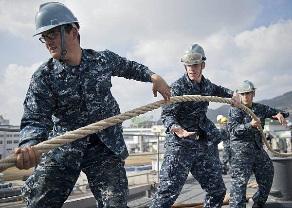 Departure Stations USS Tortuga: Photo