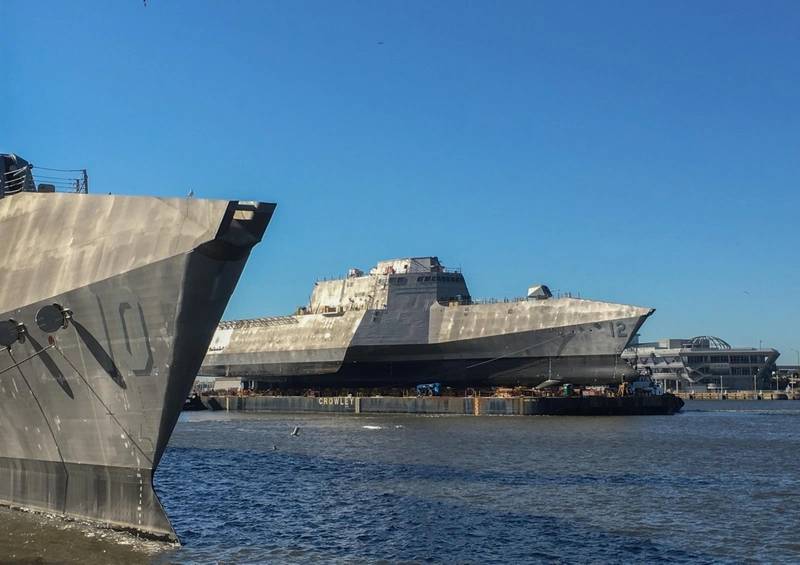 USS Gabrielle Giffords (LCS 10) and USS