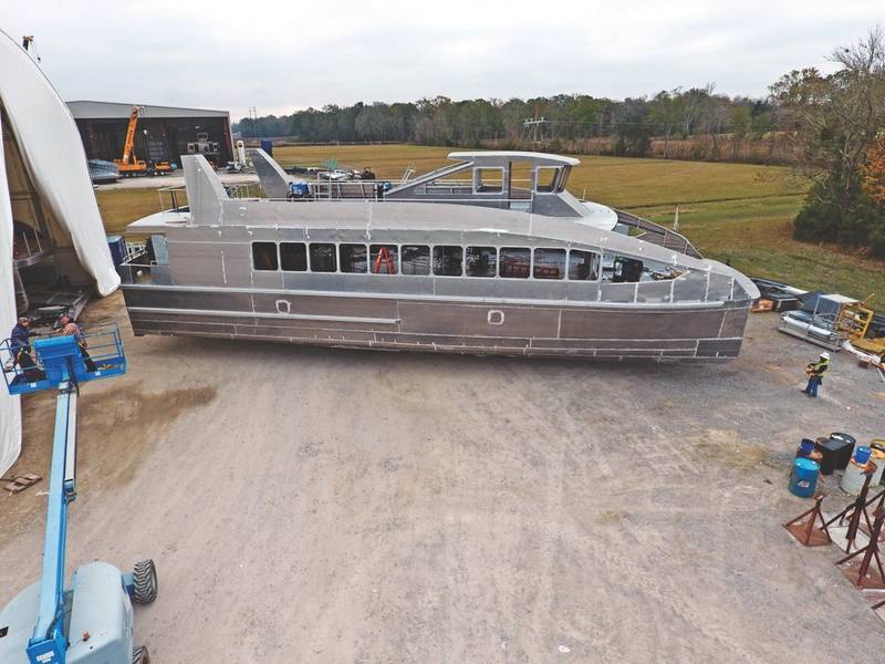Hornblower #2, fully welded and entering