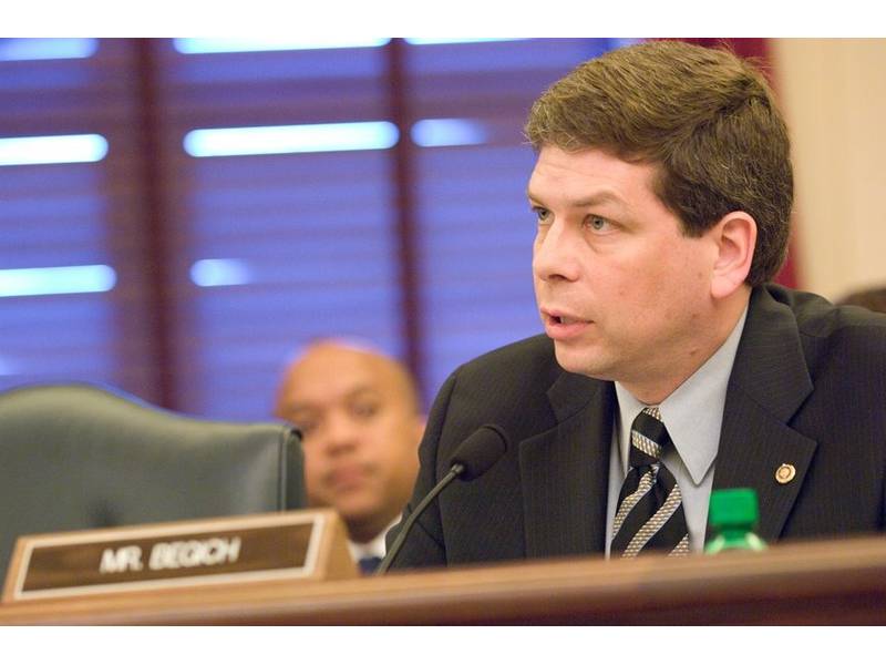Senator Mark Begich: Photo credit Press