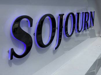 Experience Custom Yacht Signs and Designs Tailored to Perfection!
